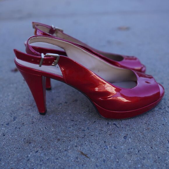 Antonio Melani Haleen Red Patent Slingback Peep Toe Platform Dress Heels 9.5 - Picture 3 of 8